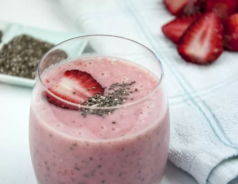 How Much Chia Seeds in Smoothie? The Perfect Amount