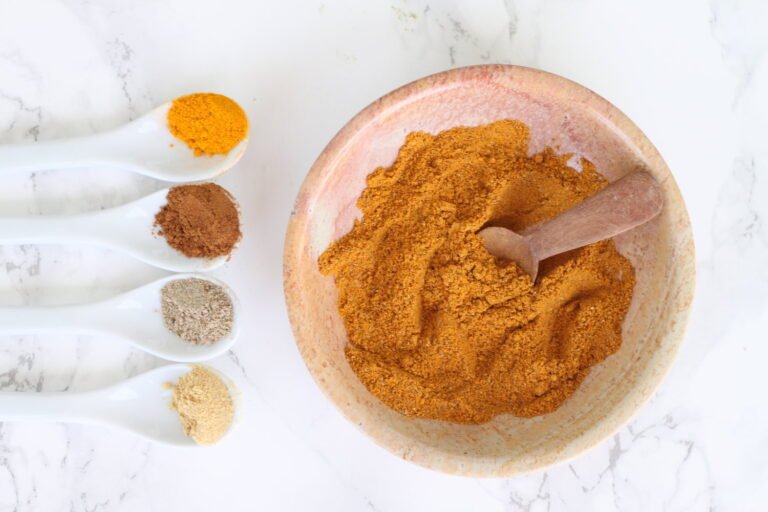 Turmeric Substitute (10 Best Alternatives for Cooking)