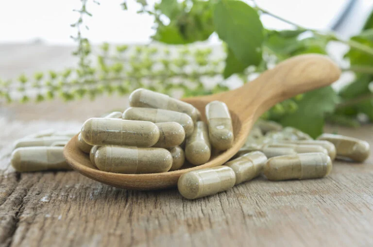 6 Powerful Moringa Capsule Benefits to Transform Your Health